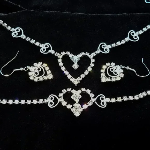 Vintage Rhinestone Heart Statement Set - Picture 5 of 5